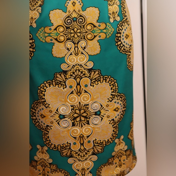 New York & Company Women's Stretch Sheath Dress Gold\Green | Small - Picture 8 of 16